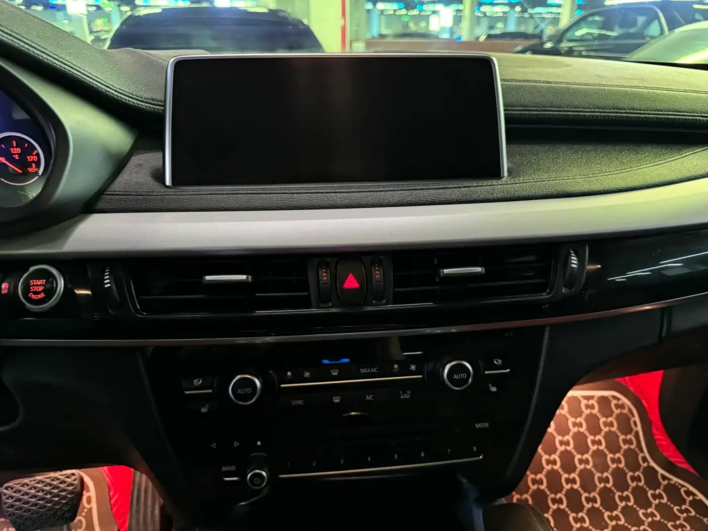BMW X6 2015 xDrive35i Luxury Model фото 6