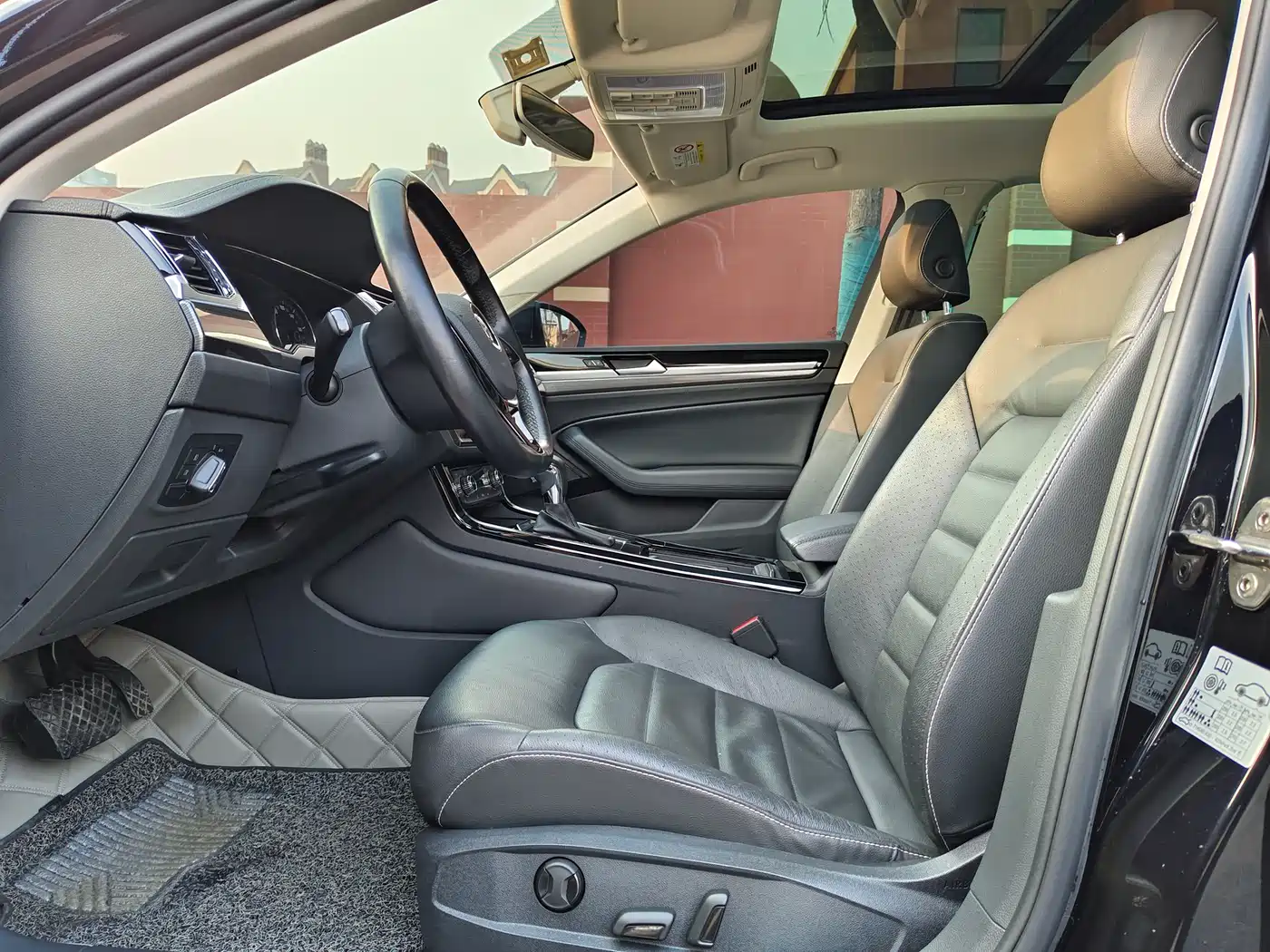 Volkswagen Phideon 2019 380TSI 2WD Business Edition China V фото 21
