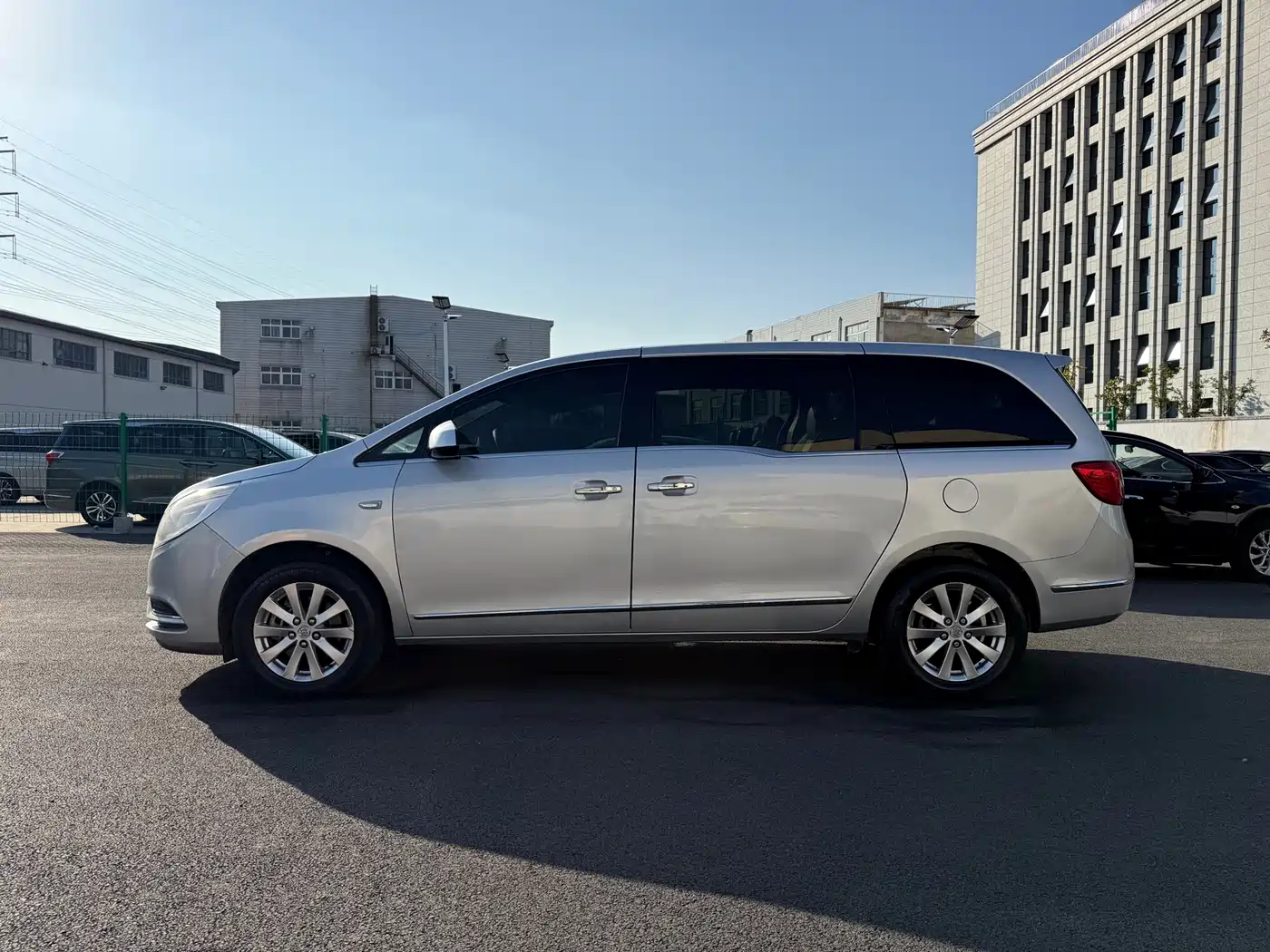 Buick GL8 2017 25S Luxury China V фото 12
