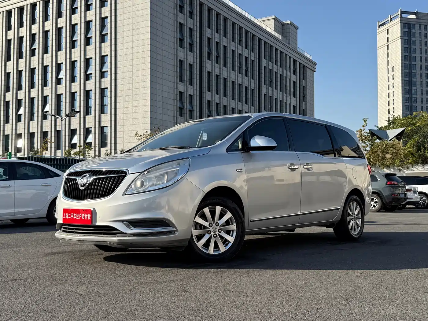 Buick GL8 2017 25S Luxury China V фото 24