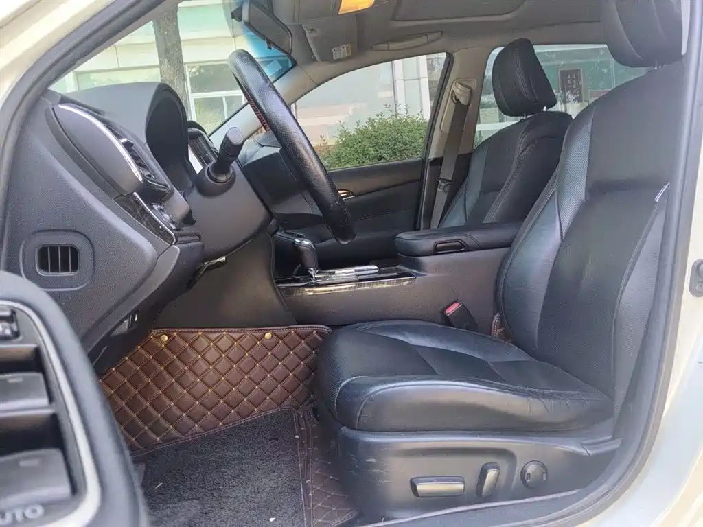 Toyota Crown 2015 2.5L Smart Edition фото 8