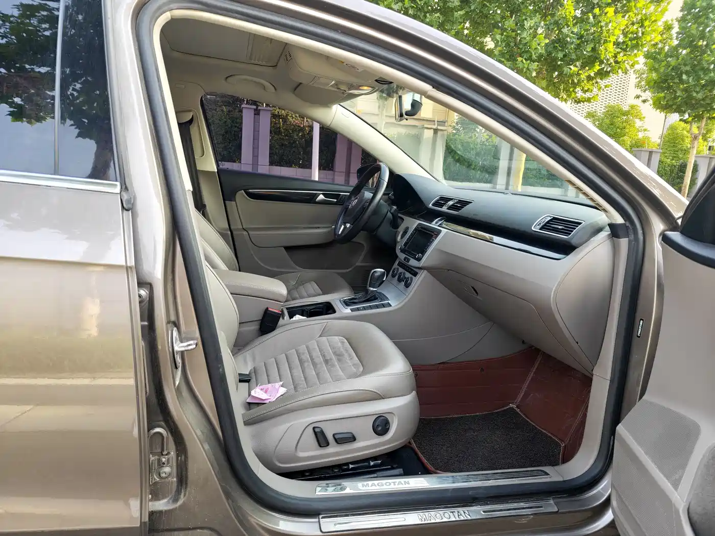 Volkswagen Magotan 2015 Facelift 1.8TSI Luxury фото 10