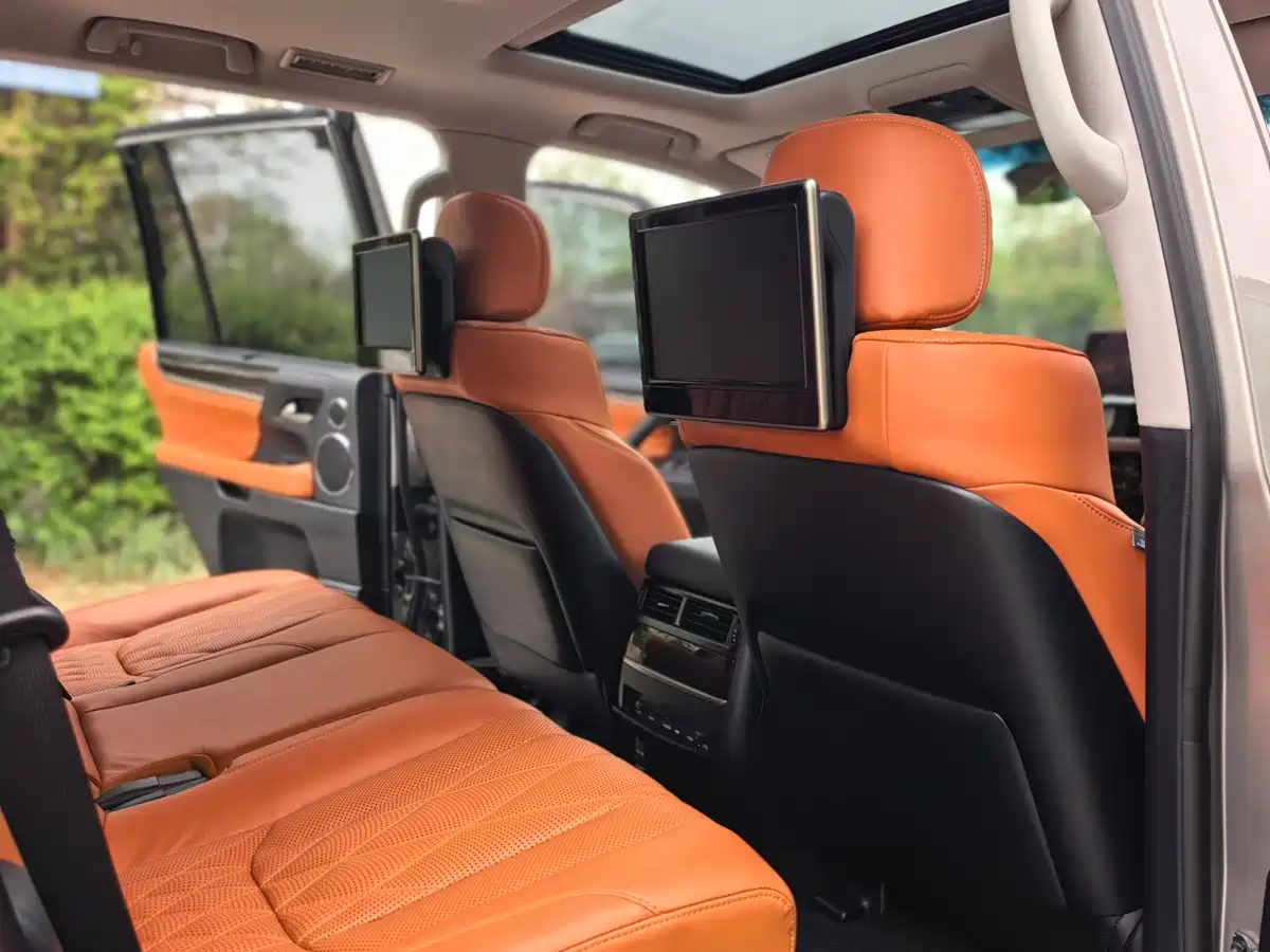 Lexus LX 2019 570 Peak Special Edition фото 10