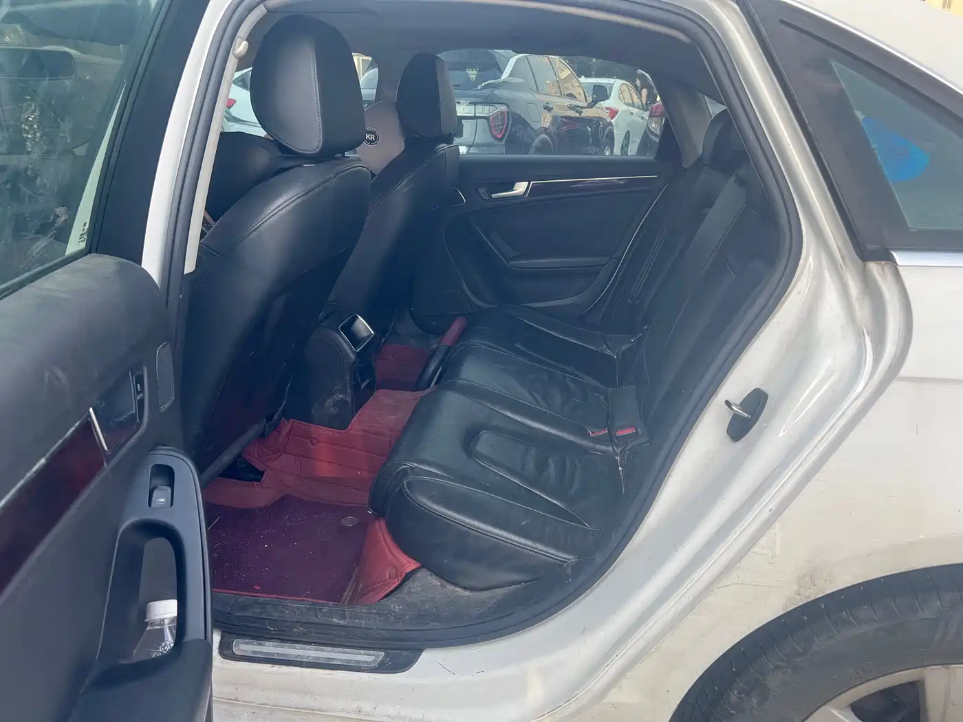 Audi A4L 2012 2.0 TFSI Auto Comfort фото 7