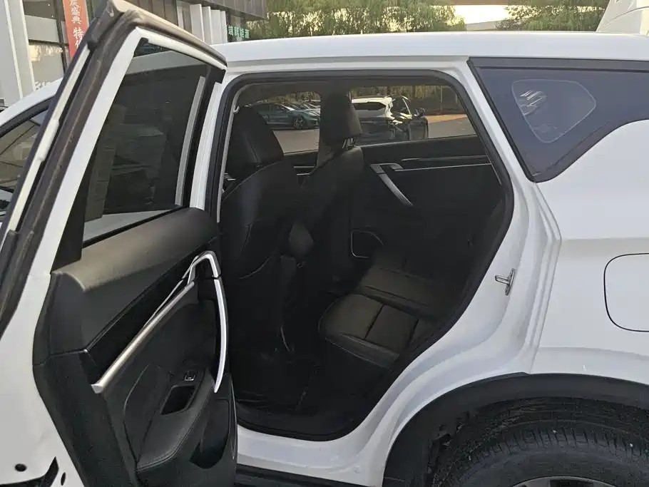 Geely Binyue 2025 2025 1.5L CVT Super Edition