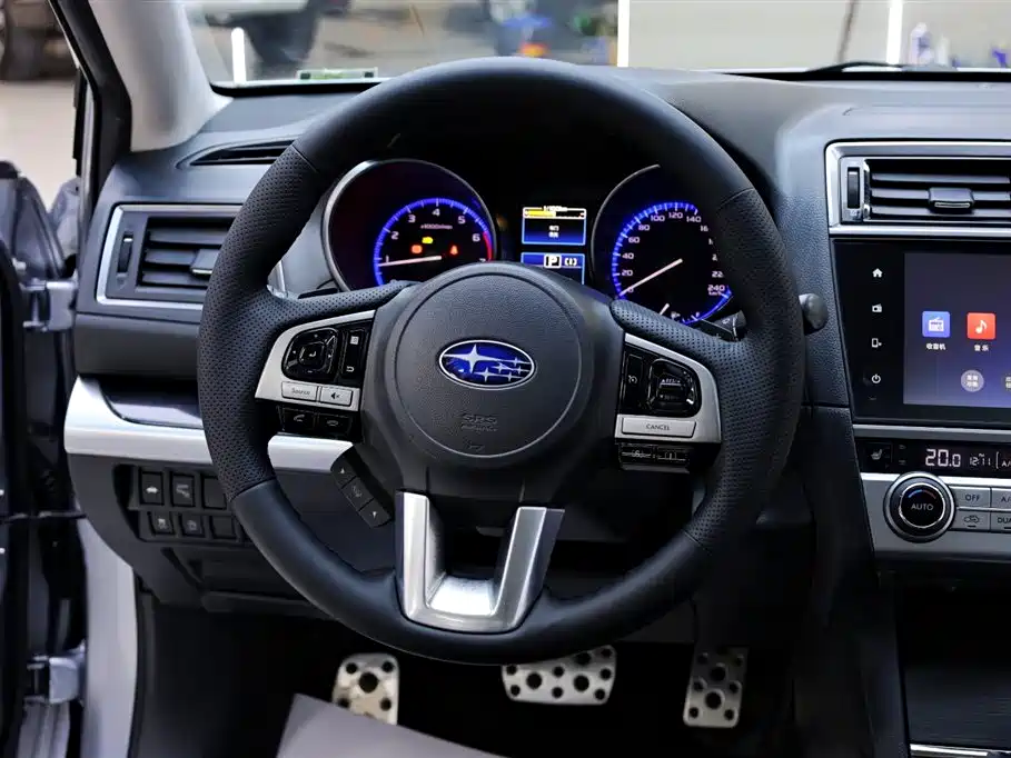 Subaru Legacy 2016 2.5i AWD Glory Edition фото 23