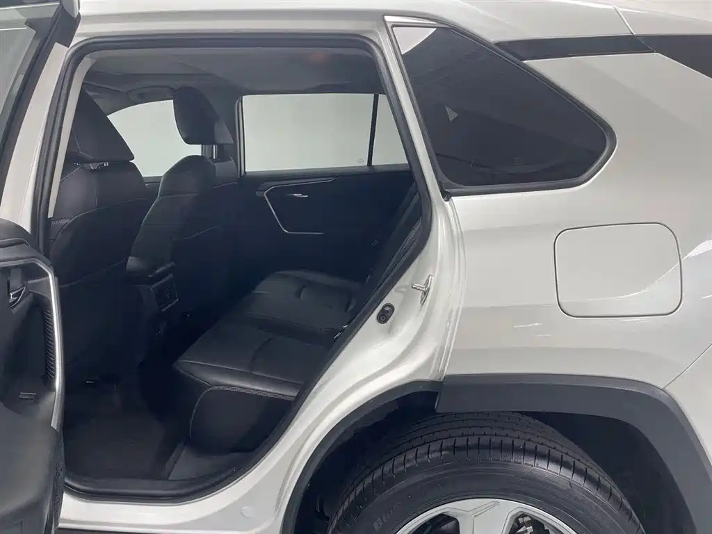 Toyota RAV4 Rongfang 2021 2.0L CVT 2WD Trend PLUS фото 11