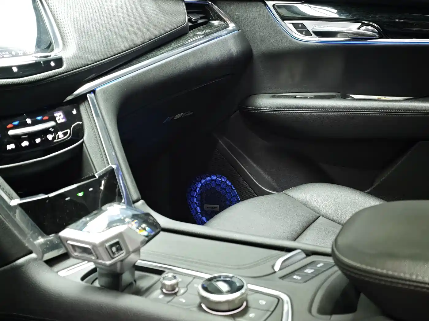 Cadillac XT5 2021 28T Luxury фото 9