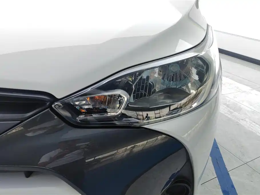 Toyota YARiS L Zhi Xuan 2019 1.5E CVT MeiDong Edition China VI фото 5