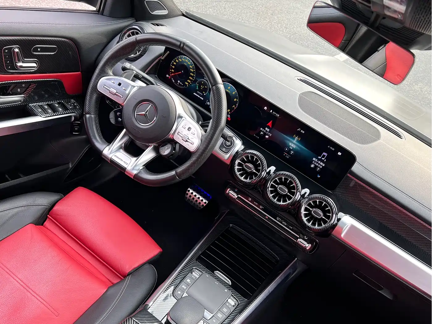 Mercedes-Benz GLB AMG 2023 Model AMG GLB 35 4MATIC фото 11