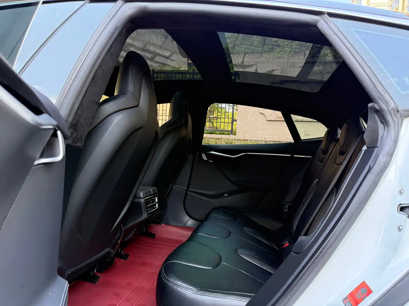 Tesla Model S 2014 Model S 85 фото 12
