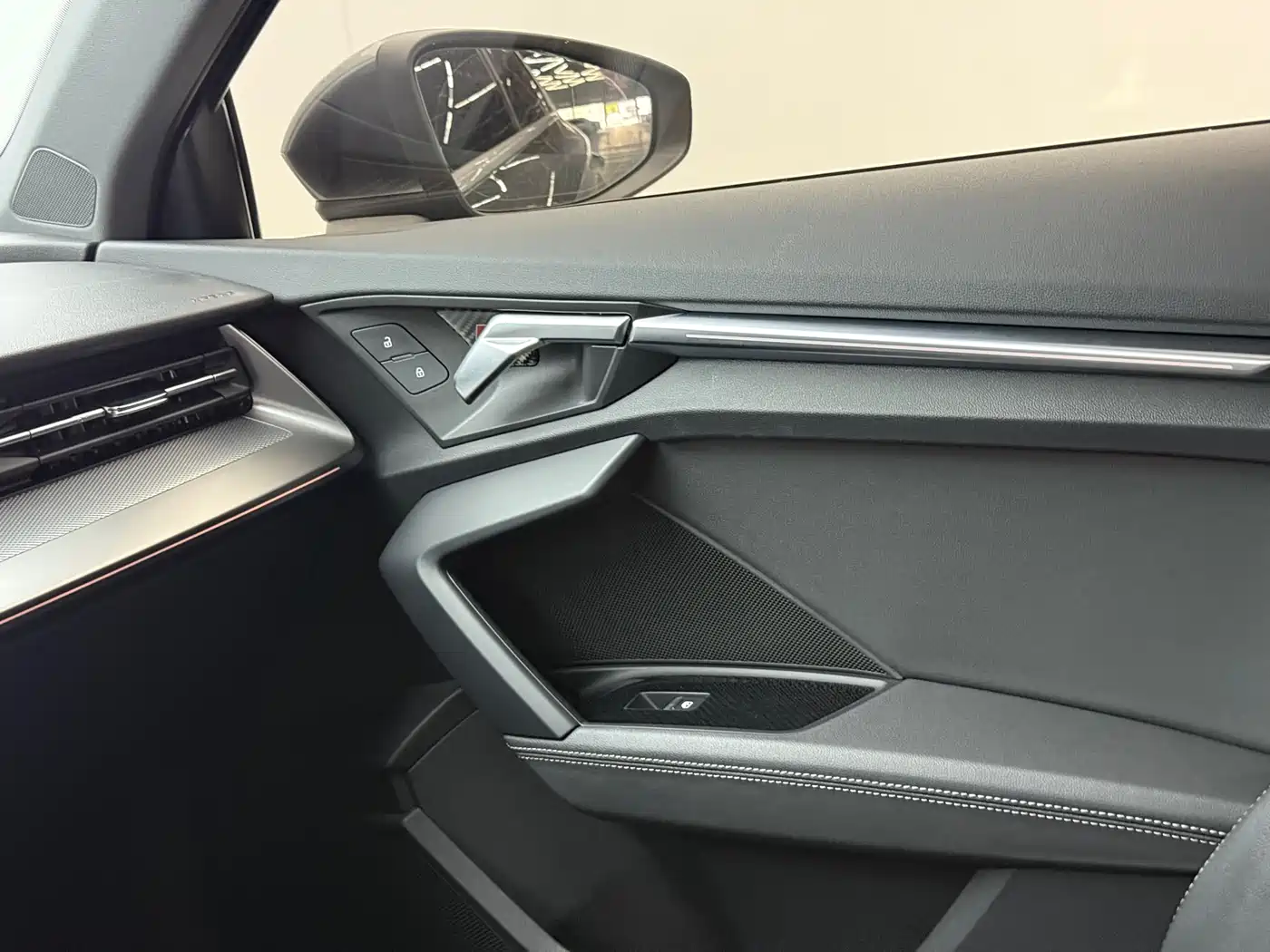 Audi A3 2023 Facelift Sportback 35 TFSI Fashion Sport фото 9