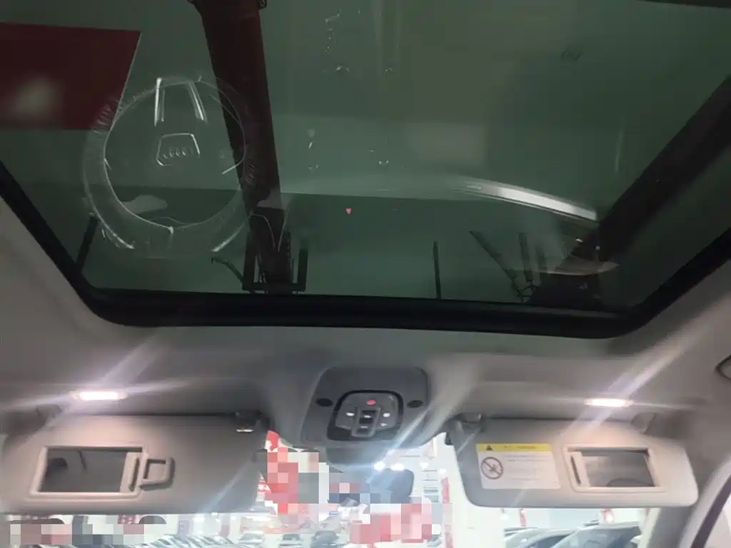 Audi Q5L 2020 Facelift 40 TFSI Honor Fashion фото 14