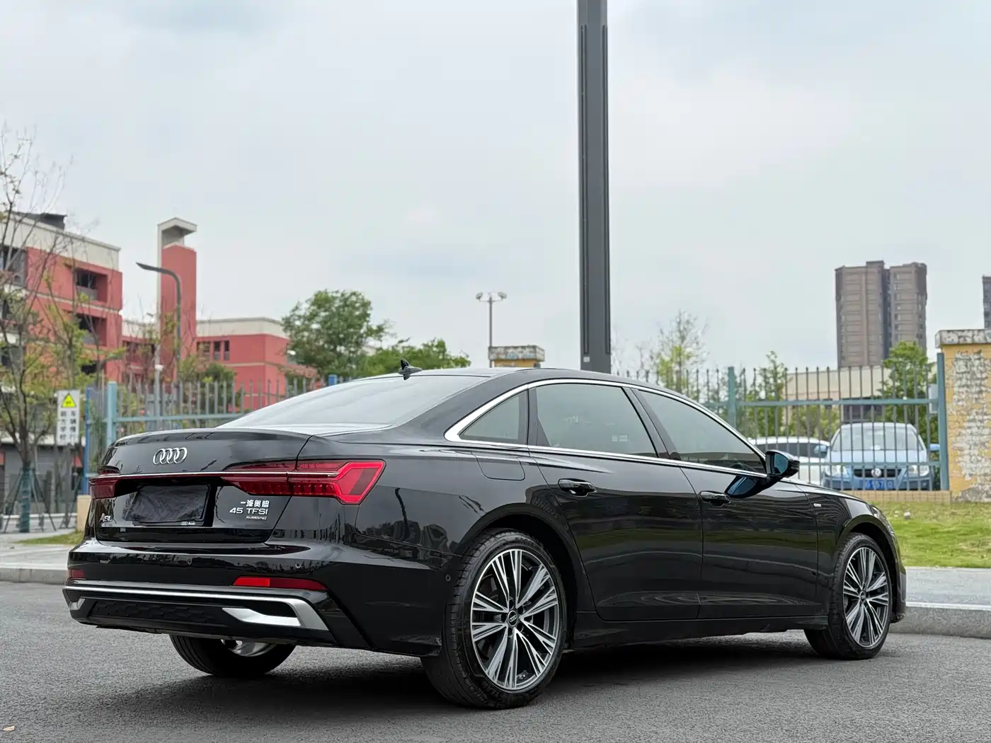 Audi A6L 2024 45 TFSI quattro Premium Dynamic фото 11