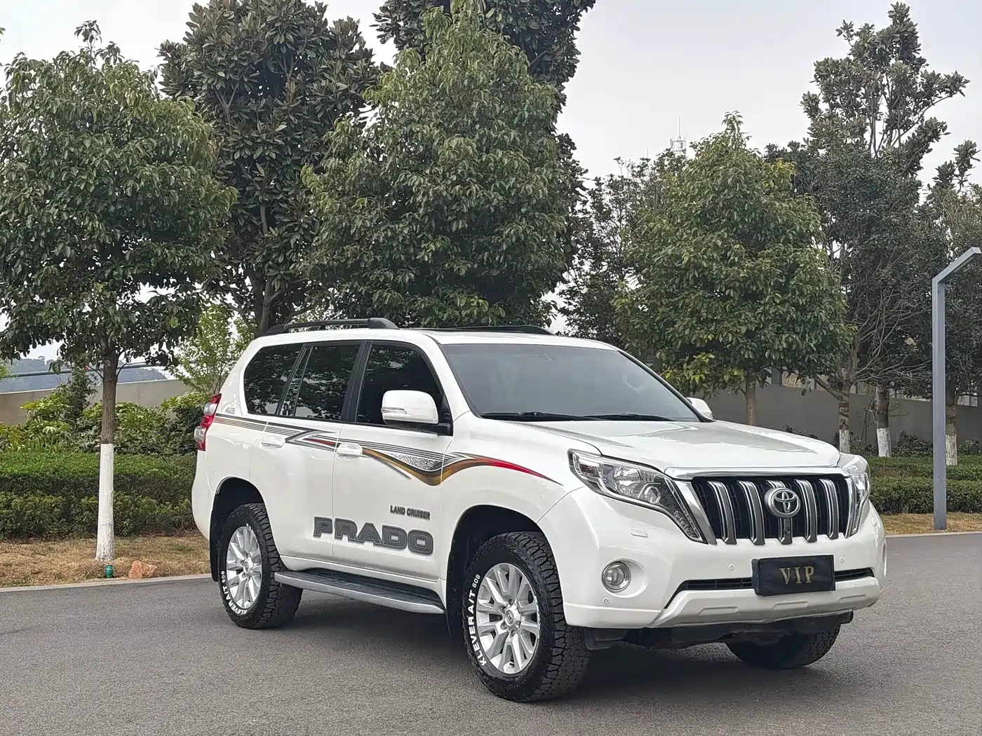 Фото 3 - Toyota Prado