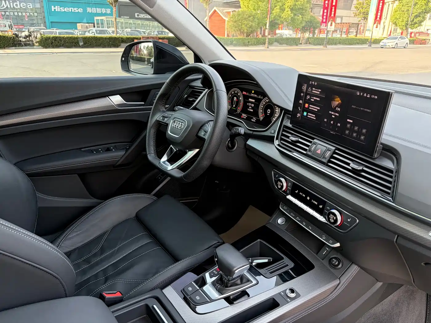 Audi Q5L 2022 45T Luxury Dynamic фото 10