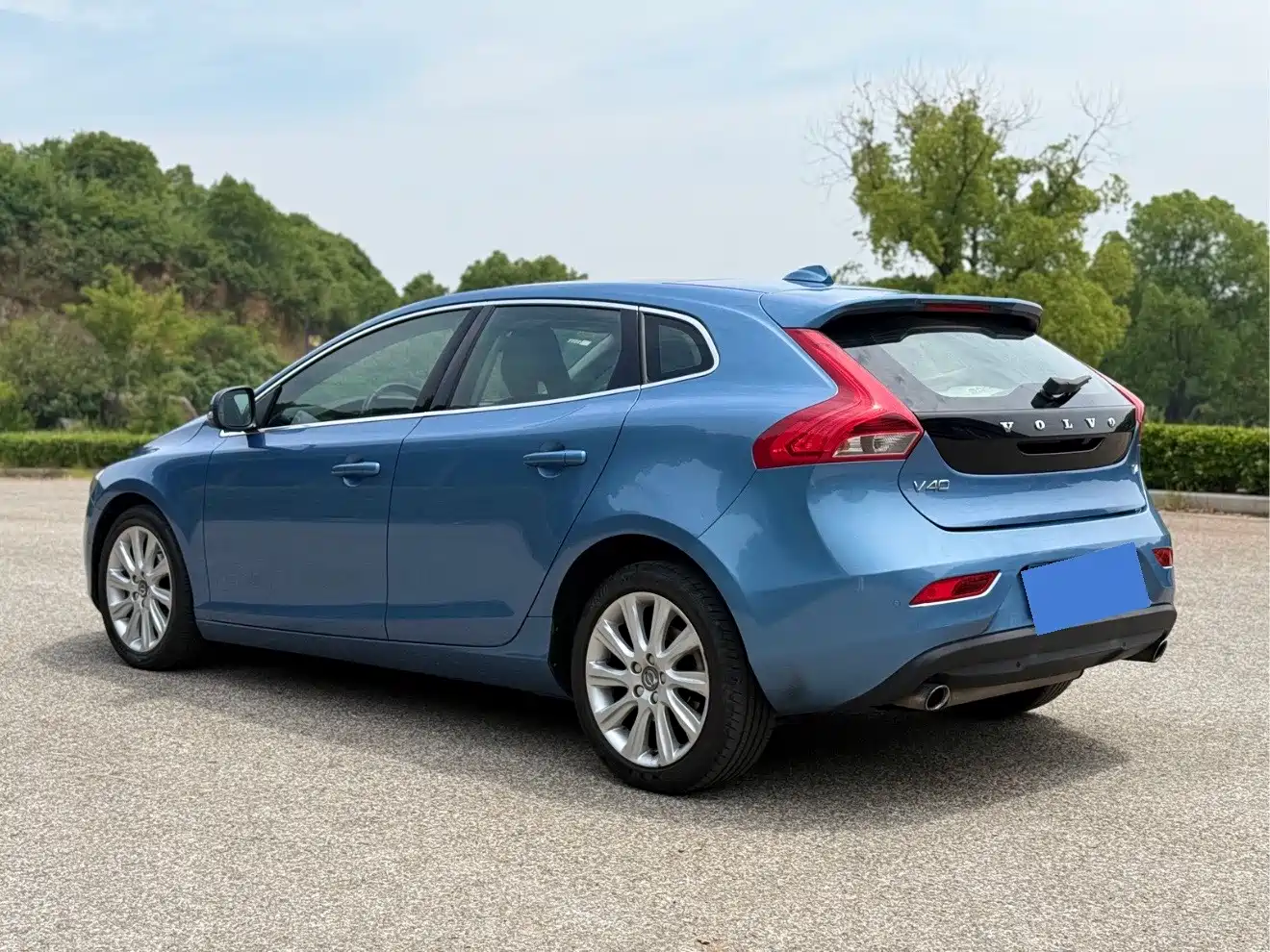 Фото 5 - Volvo V40