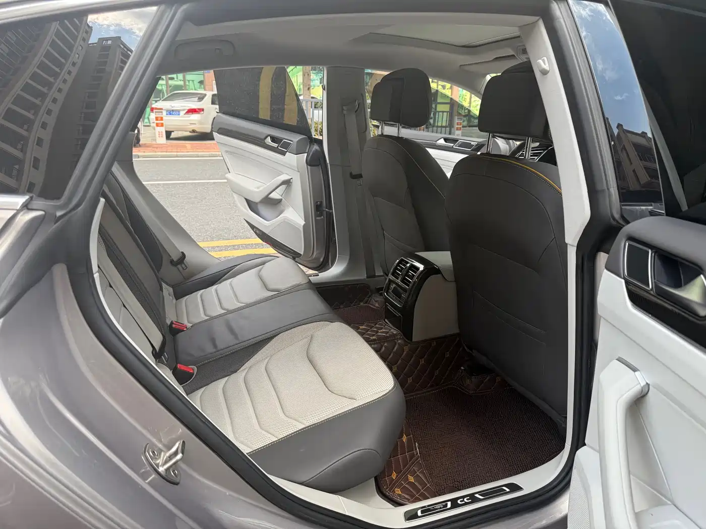 Volkswagen FAW-Volkswagen CC 2019 380TSI Glamour Edition China V фото 17