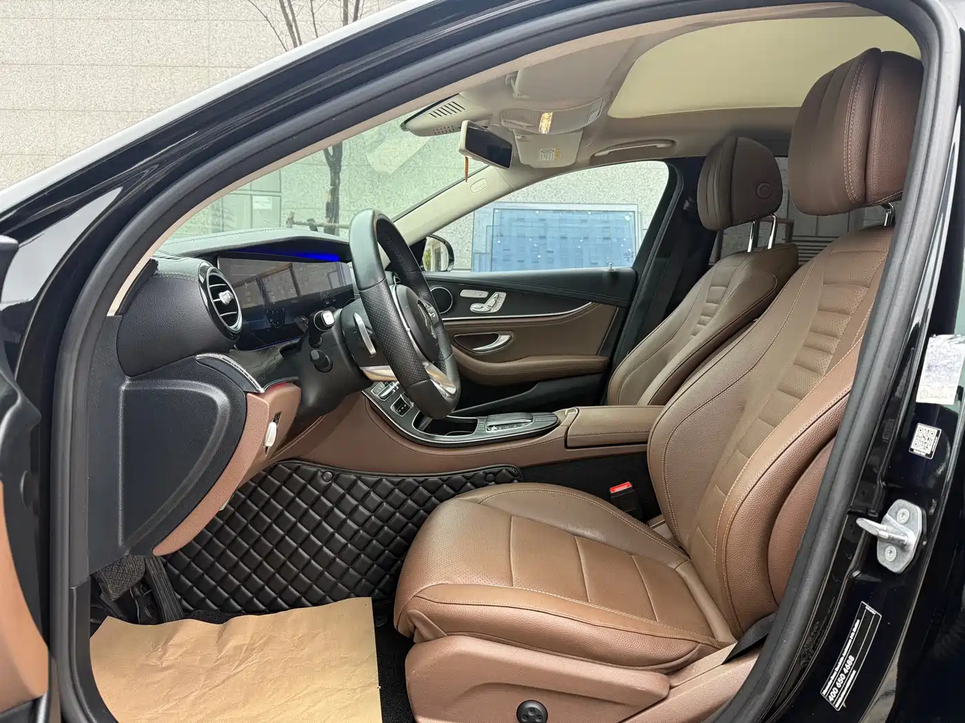 Mercedes-Benz E-Class 2019 E 300 L Fashion фото 4