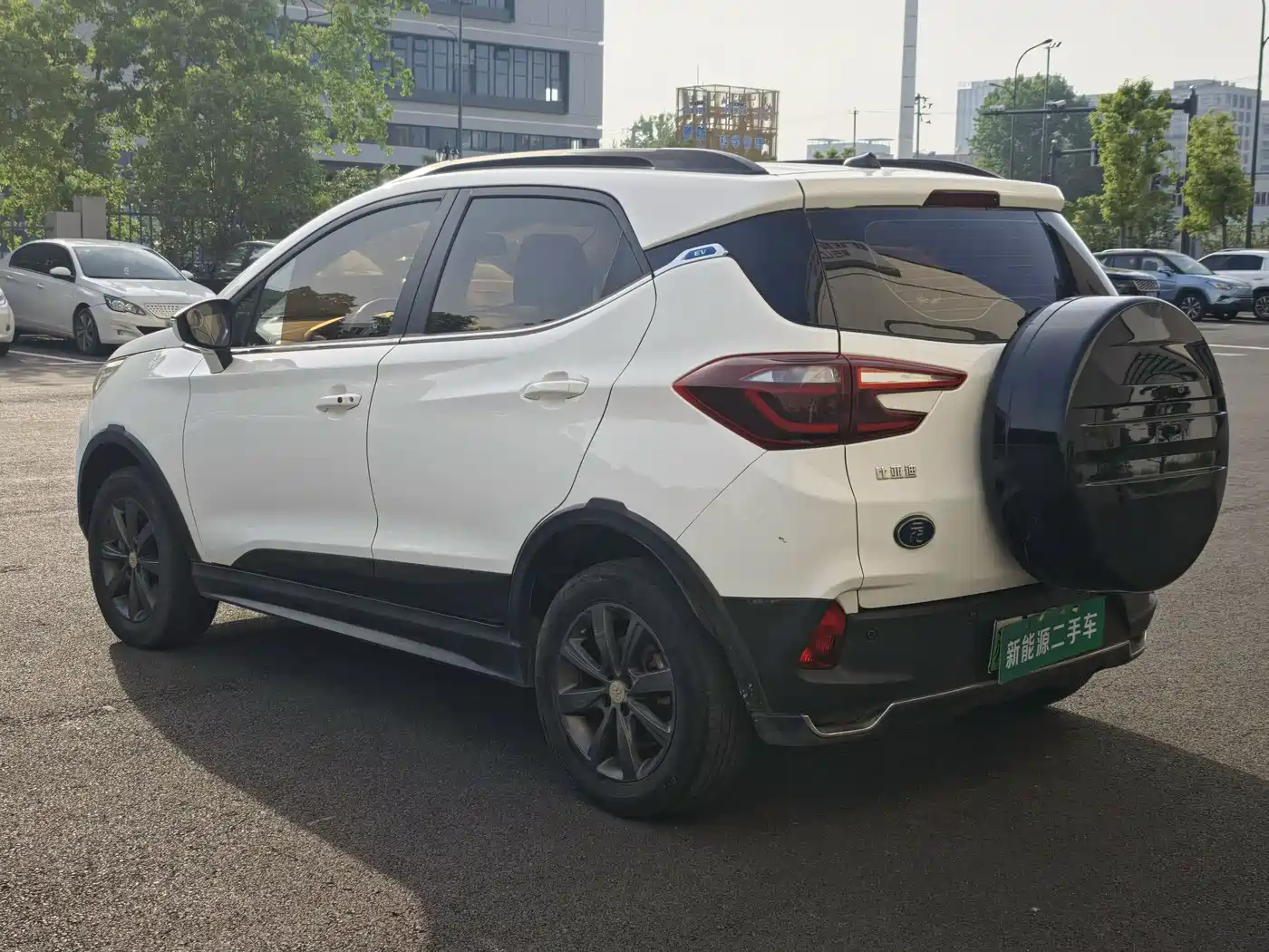 BYD Yuan New Energy 2019 EV360 Smart Connect Premium Edition фото 9