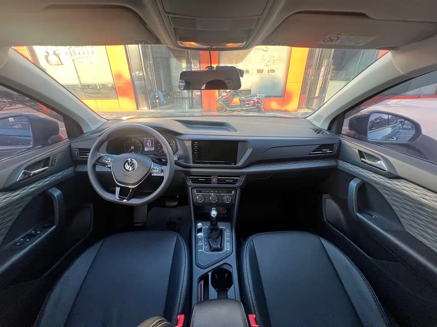 Volkswagen Tharu 2021 Model 280TSI 2WD Trend Edition фото 7