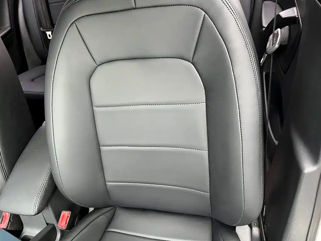 Volkswagen Bora 2015 Quality Edition 1.6L Automatic Fashion фото 14