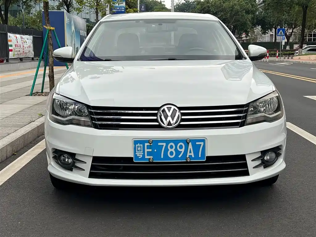 Volkswagen Bora 2015 Quality Edition 1.6L Automatic Fashion фото 24
