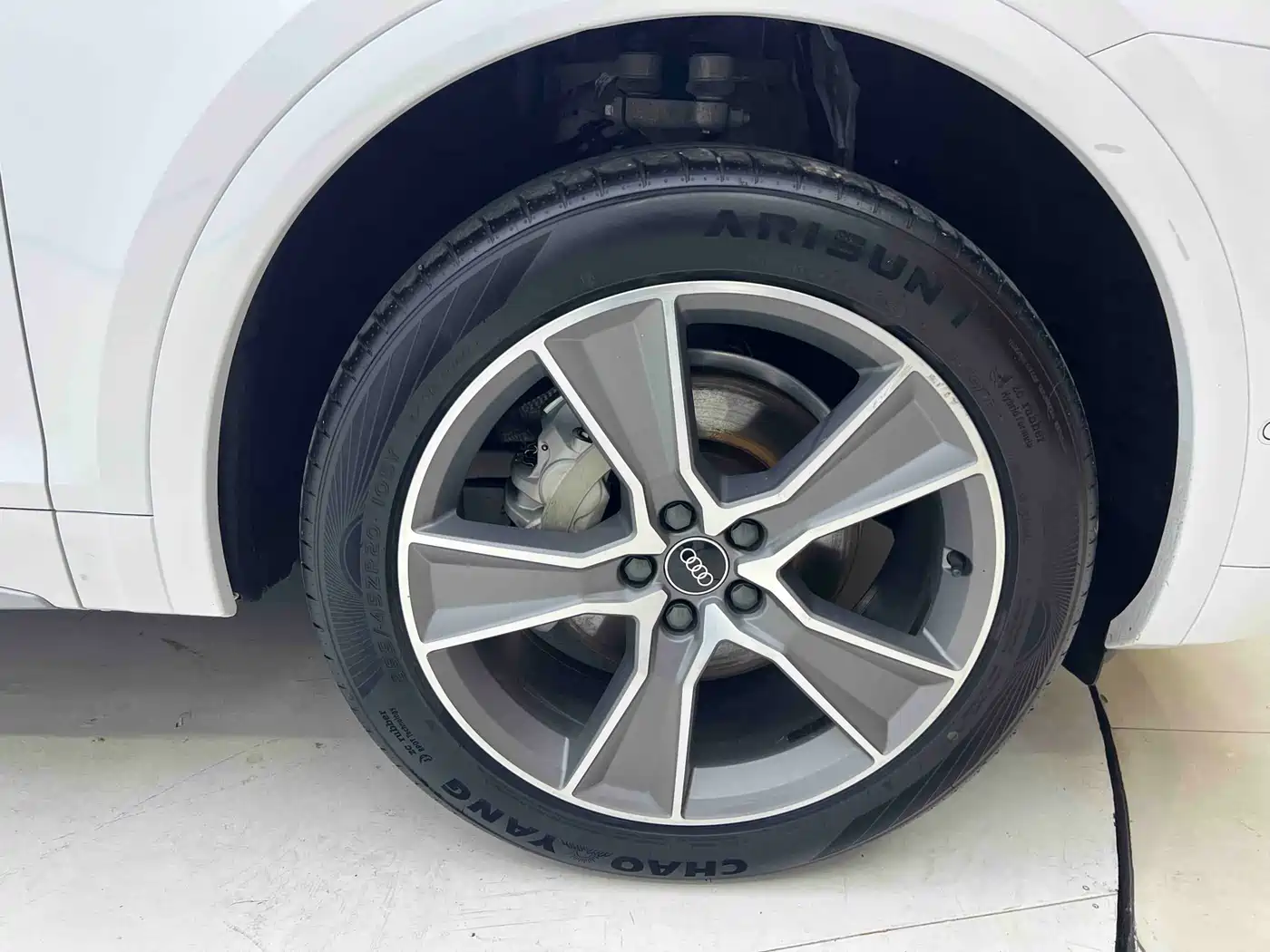 Audi Q5L 2022 45T Luxury Dynamic фото 7