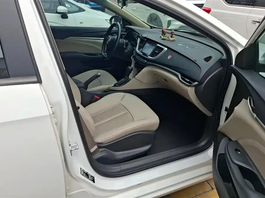 Buick Excelle 2017 15N Automatic Elite фото 8
