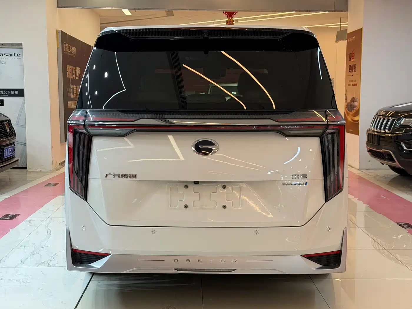 GAC Trumpchi Trumpchi M8 2023 Model Master Series Hybrid Royal Edition фото 18