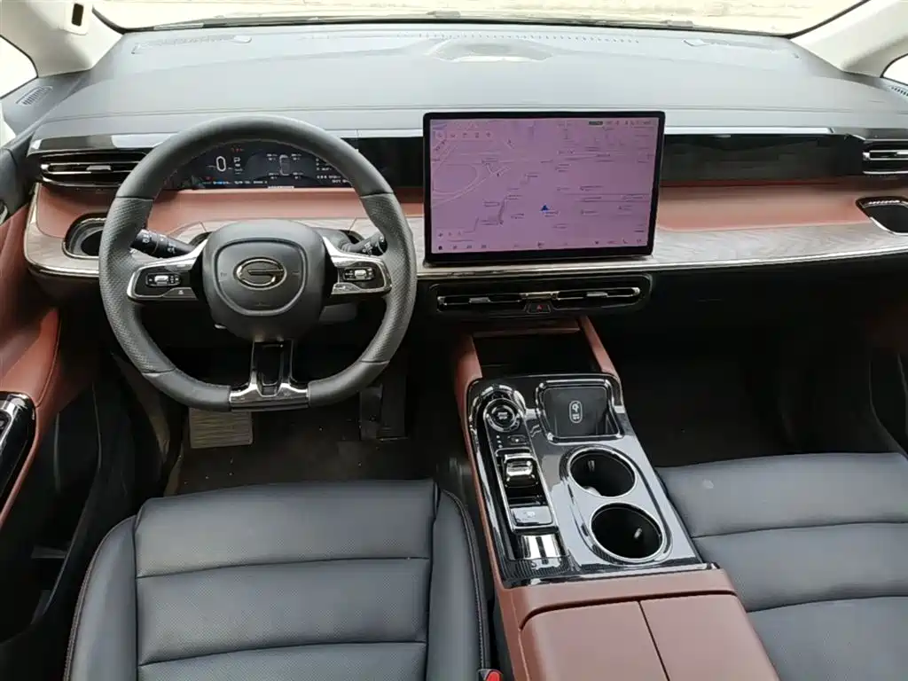 GAC Trumpchi Trumpchi E8 NEV 2024 150km Soaring Glory+ фото 10