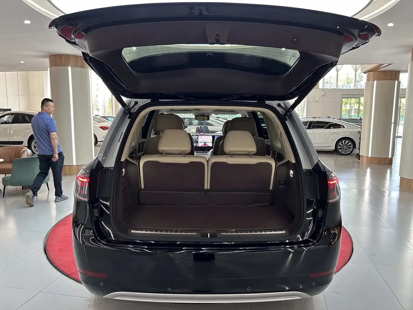 Aito M9 2024 2024 Extended Range Ultra 42kWh 6-Seater