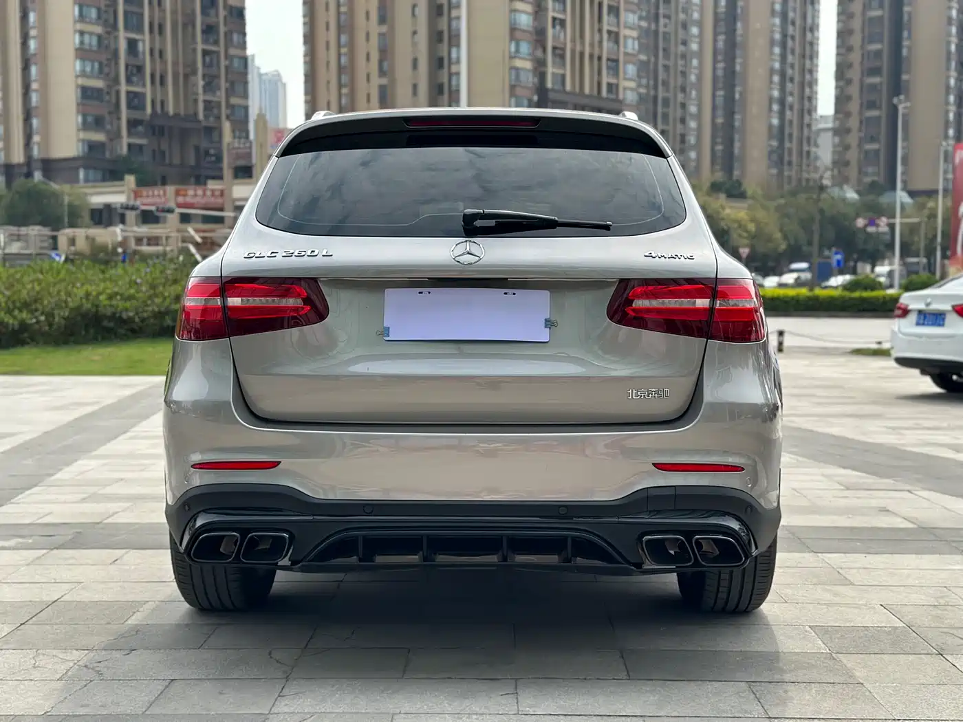 Mercedes-Benz GLC 2019 GLC 260 L 4MATIC Luxury фото 16