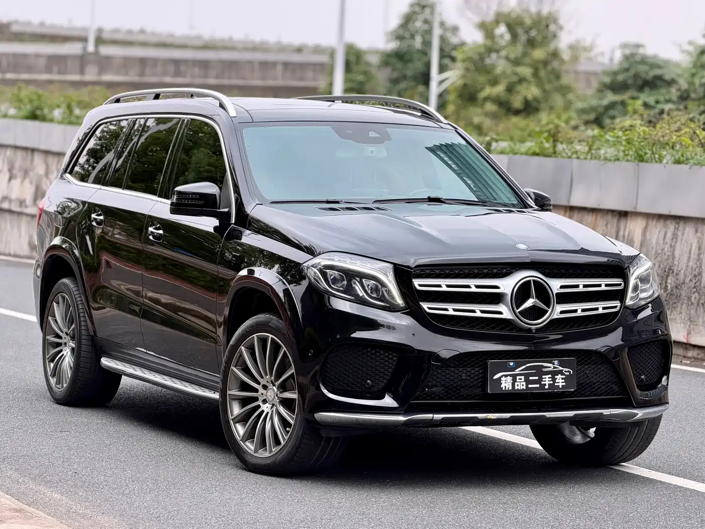 Mercedes-Benz GLS 2016 GLS 400 4MATIC Luxury фото 3