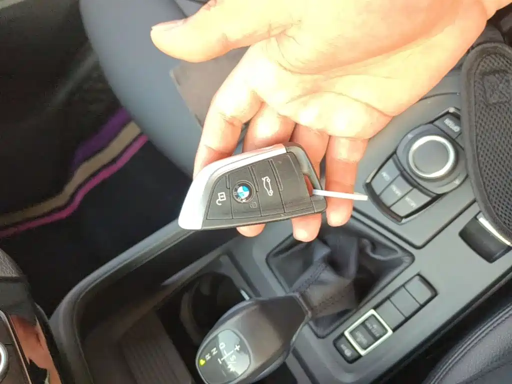 BMW X1 2018 sDrive20Li Leading Model фото 9