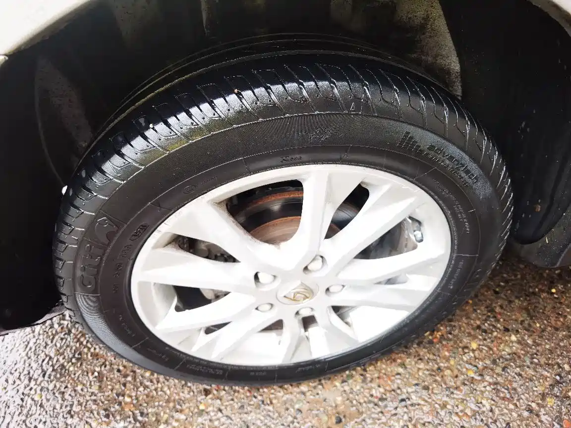 Photo 12 - Baojun 730