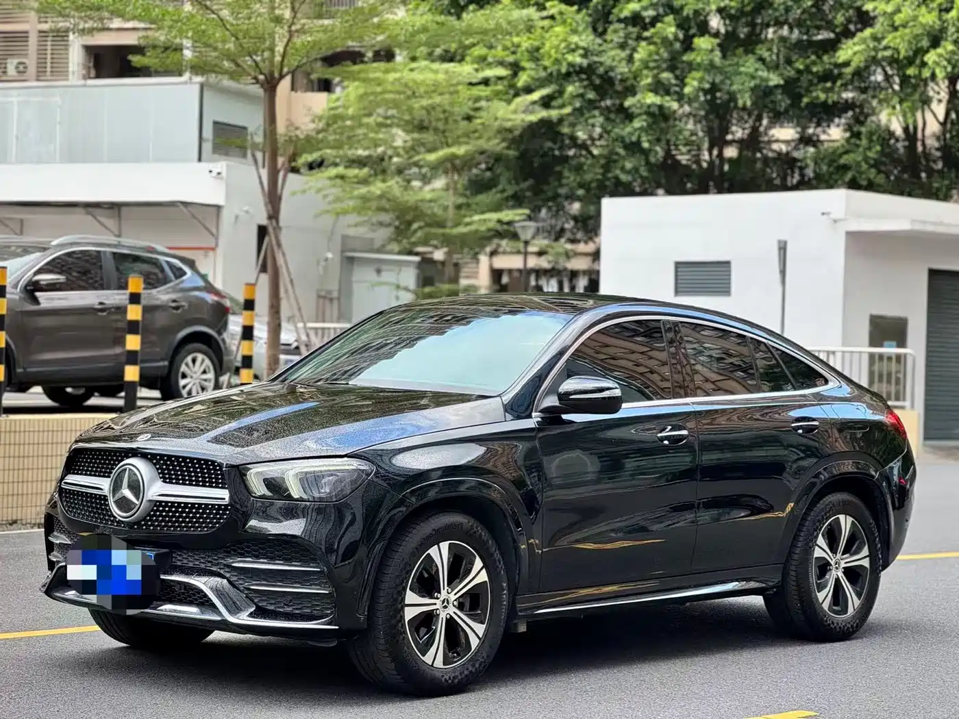 Mercedes-Benz GLE Coupe 2020 GLE 350 4MATIC Coupe SUV Fashion фото 2