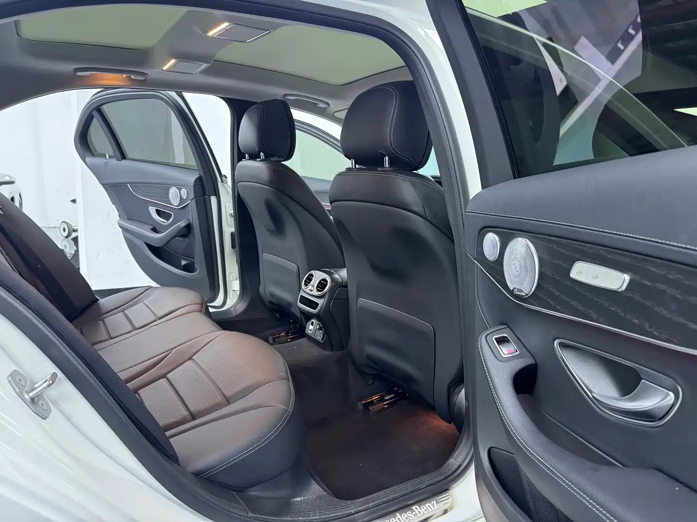 Mercedes-Benz C-Class 2021 C 260 L Sport Starry Exclusive Edition фото 14
