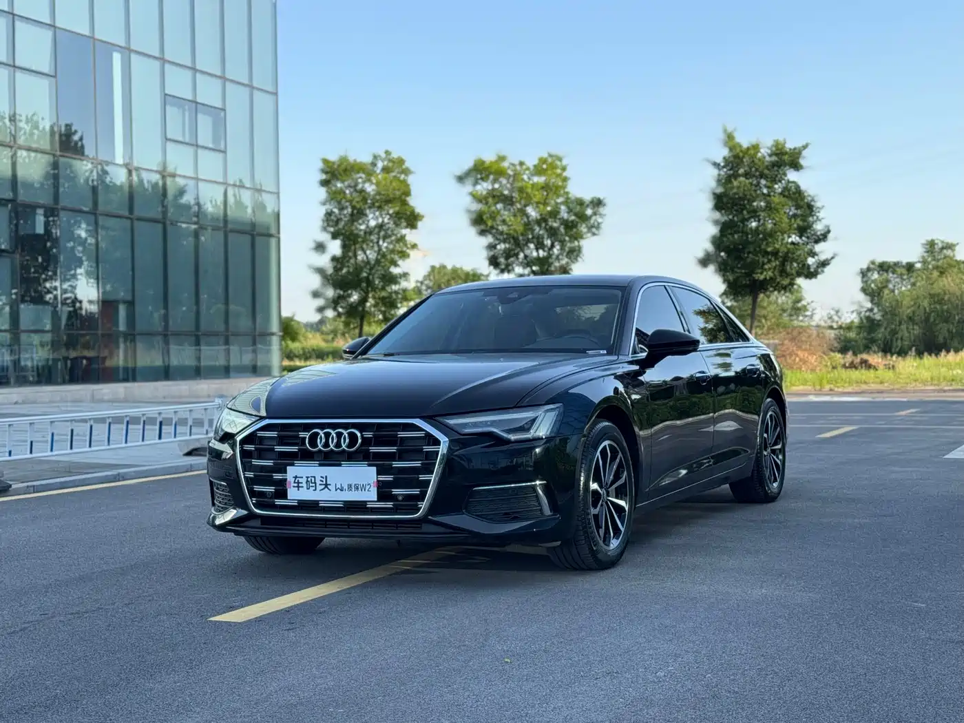 Audi A6L 2020 40 TFSI Luxury Elegance фото 3