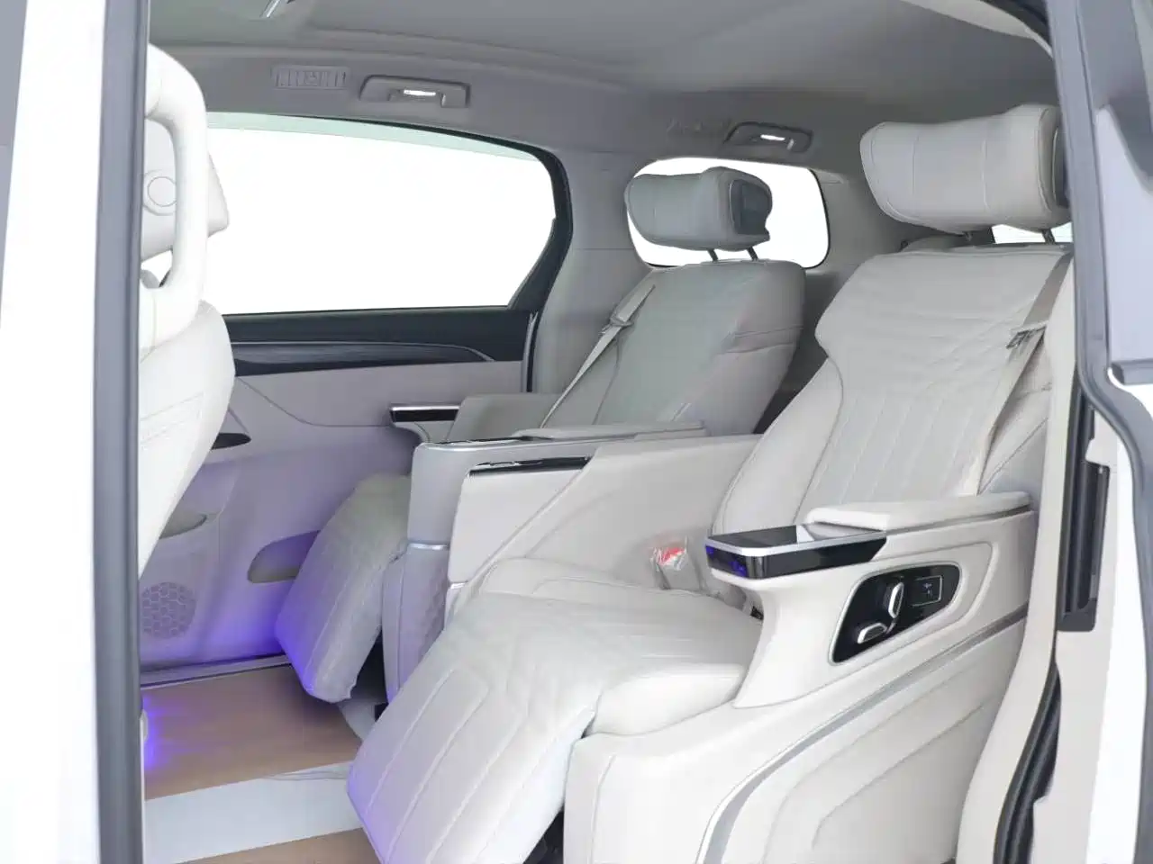 Buick GL8 2023 ES Landmaster Comfort фото 6