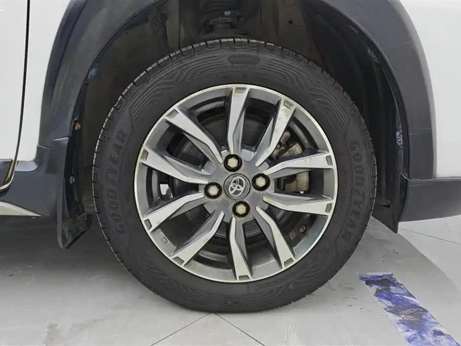 Toyota YARiS L Zhi Xuan 2021 Zhi Xuan X 1.5L CVT Luxury Edition фото 6