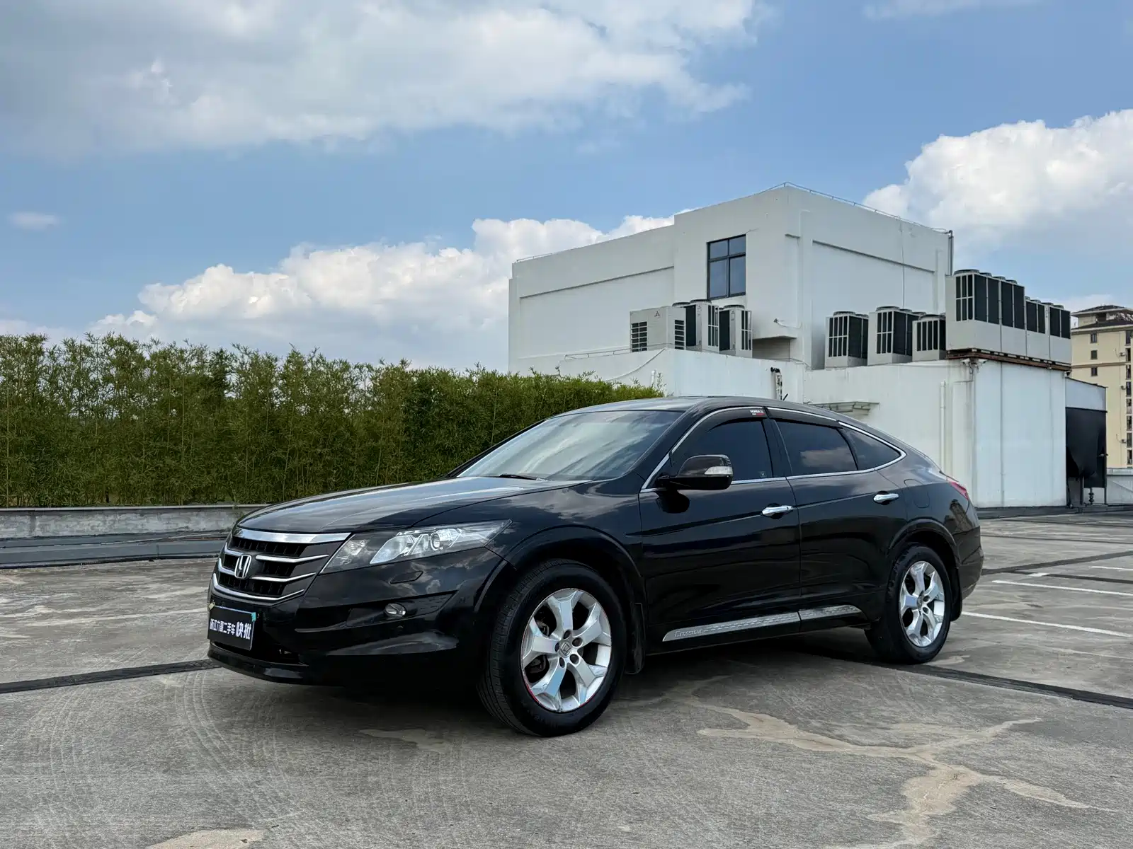 Photo 1 - Honda Crosstour
