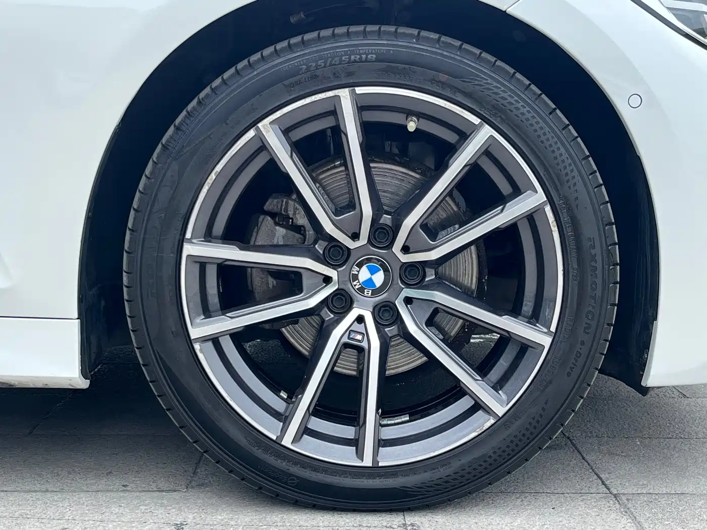 BMW 3 Series 2020 325Li M Sport Package фото 20