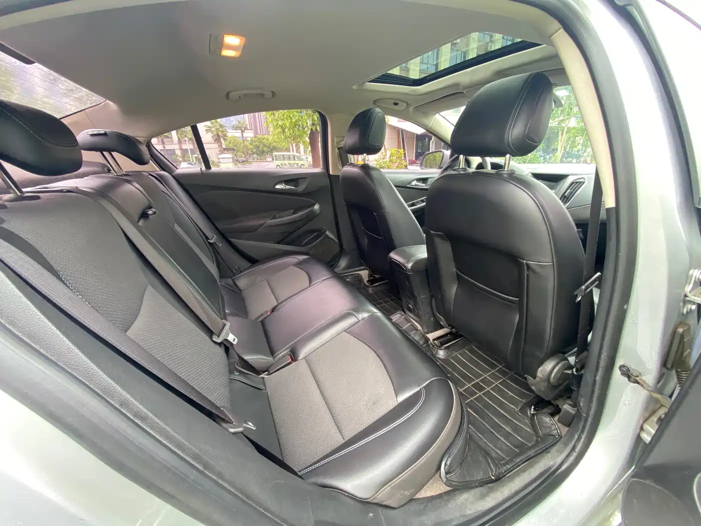 Chevrolet Cruze 2015 1.5L Manual Elite Edition фото 13