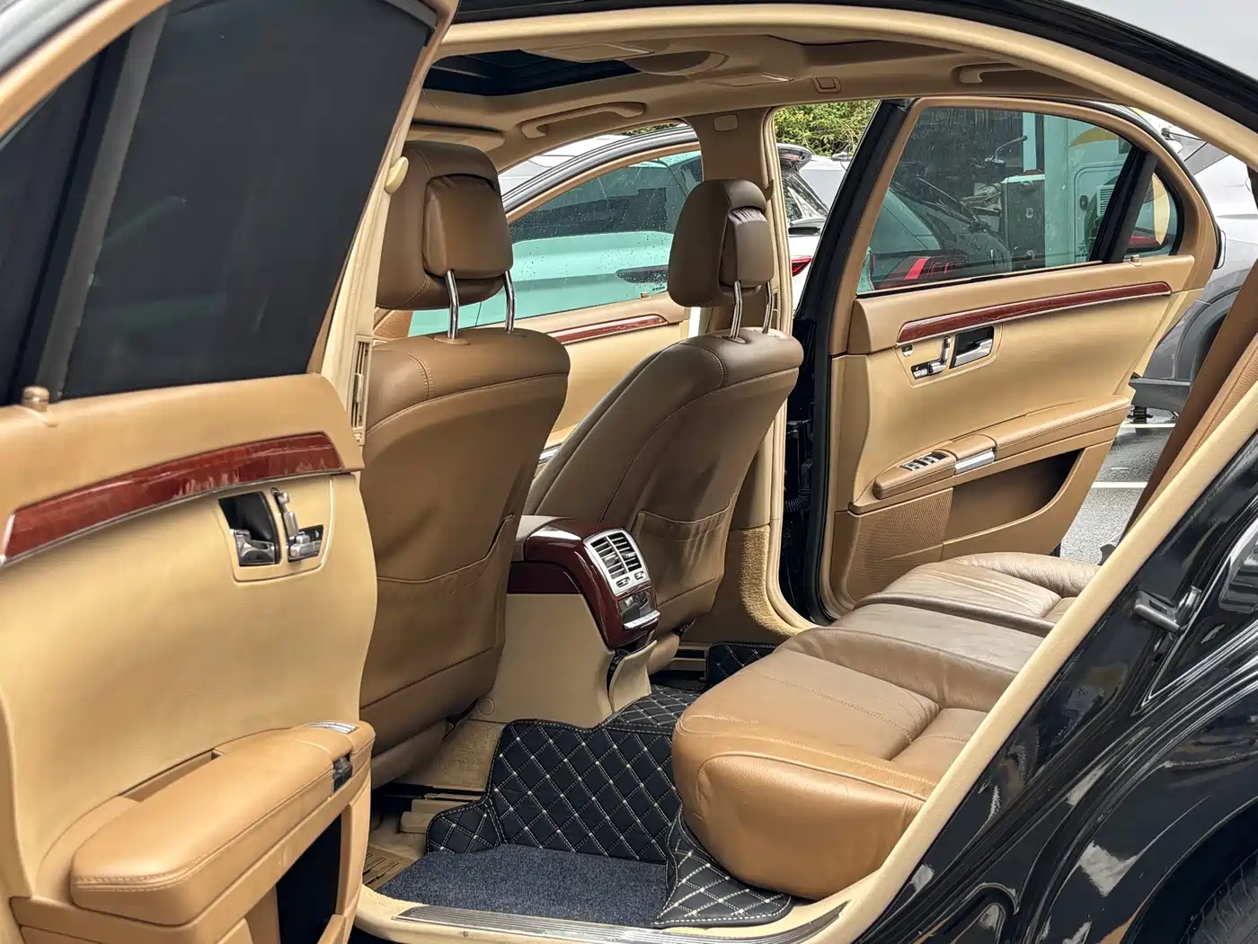 Mercedes-Benz S-Class 2008 S 300 L Premium фото 11