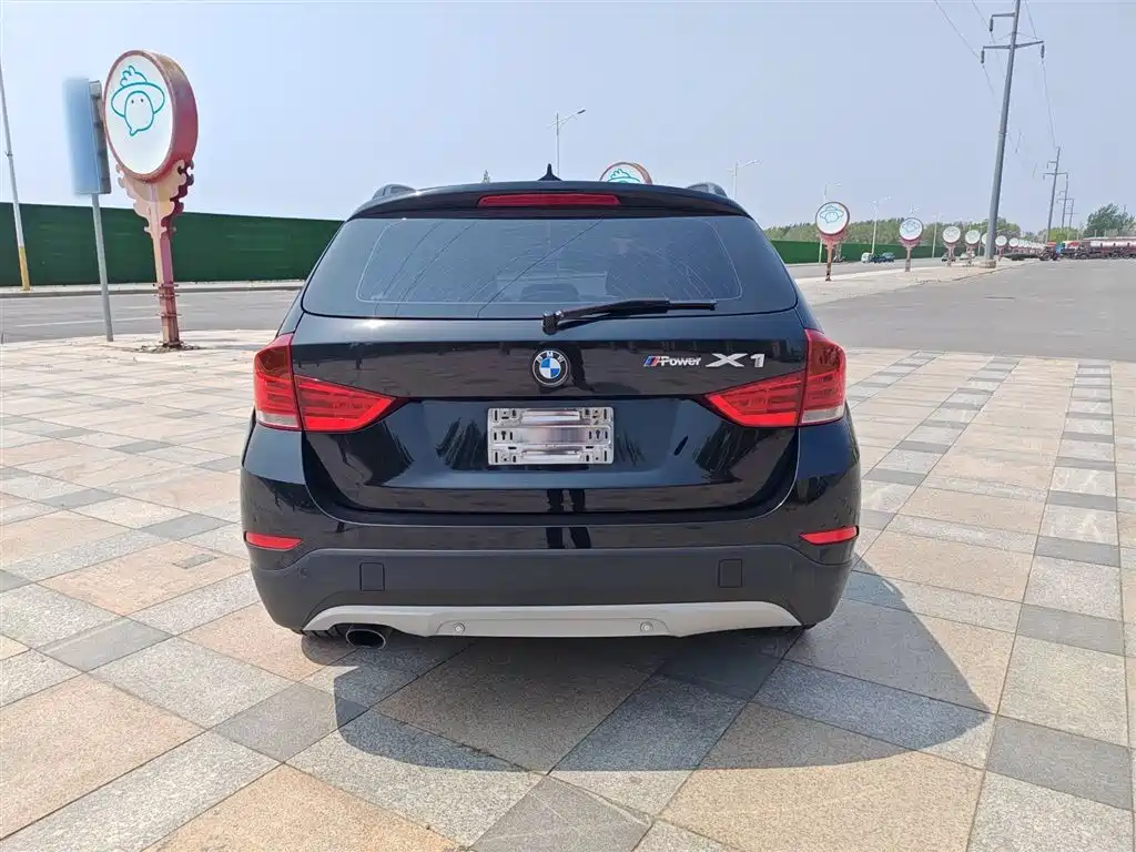 BMW X1 2013 sDrive18i Leading фото 8