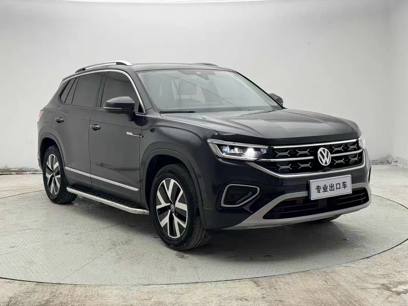 Volkswagen Tayron 2023 280TSI 2WD Luxury Plus Advanced Edition фото 3
