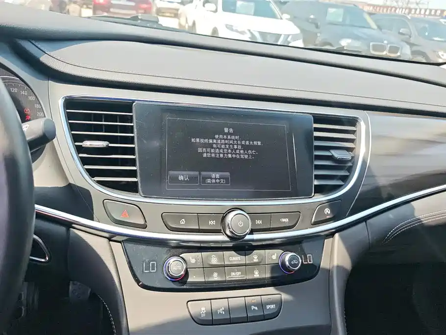 Buick LaCrosse 2016 28T Premium фото 13