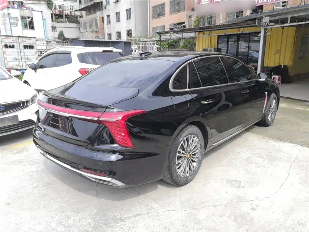 Hongqi H5 2024 2.0T Automatic Smart Connect Flag Enjoy Edition фото 7