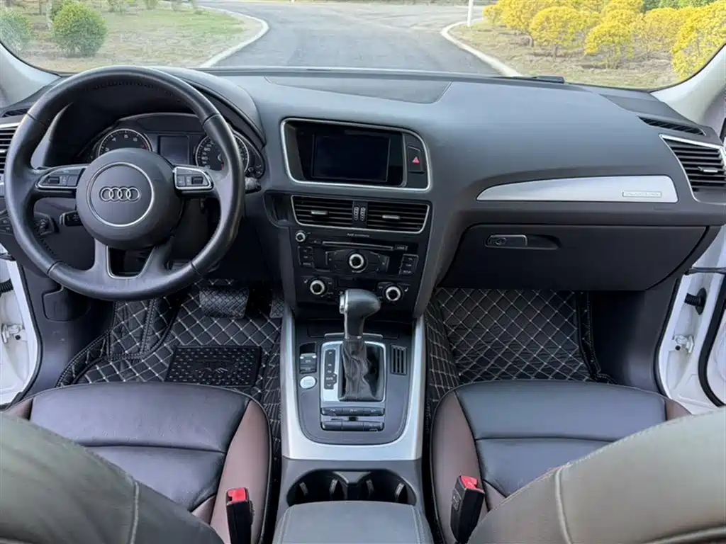 Audi Q5 2018 Collector's Edition 40 TFSI Technology фото 9